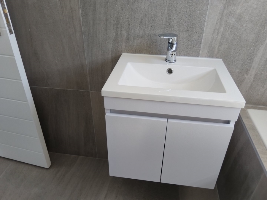 2 Bedroom Property for Sale in Table View Western Cape